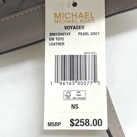 Michael Kors Voyager East Wast Tote Bag - Picture 12 of 12